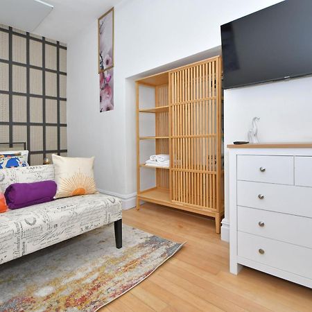 One Battison - Affordable Rooms, Suites & Studios In Stoke On Trent Ngoại thất bức ảnh