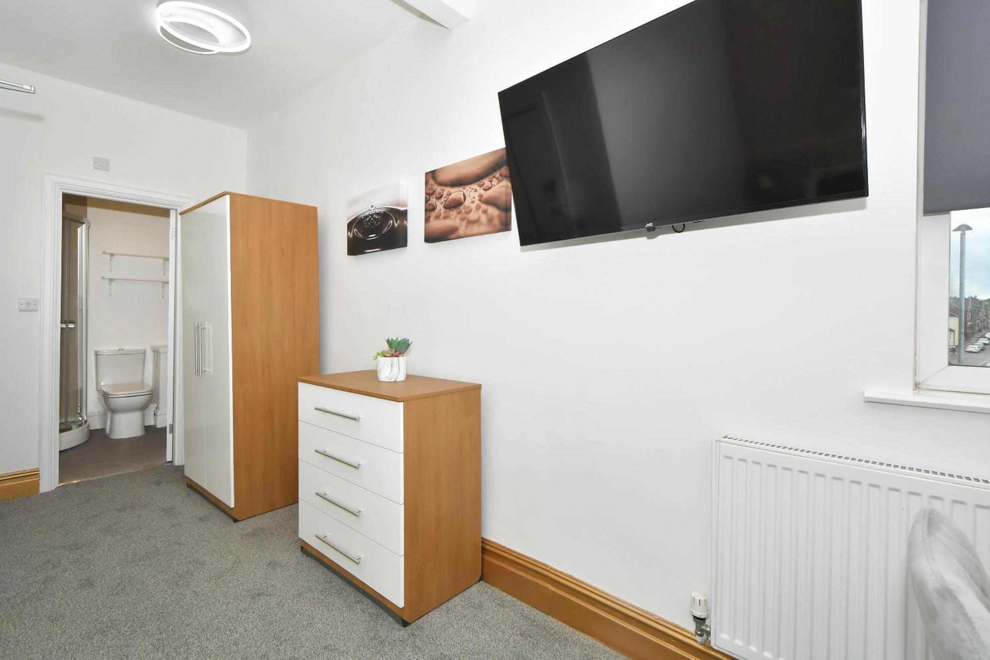 One Battison - Affordable Rooms, Suites & Studios In Stoke On Trent Ngoại thất bức ảnh