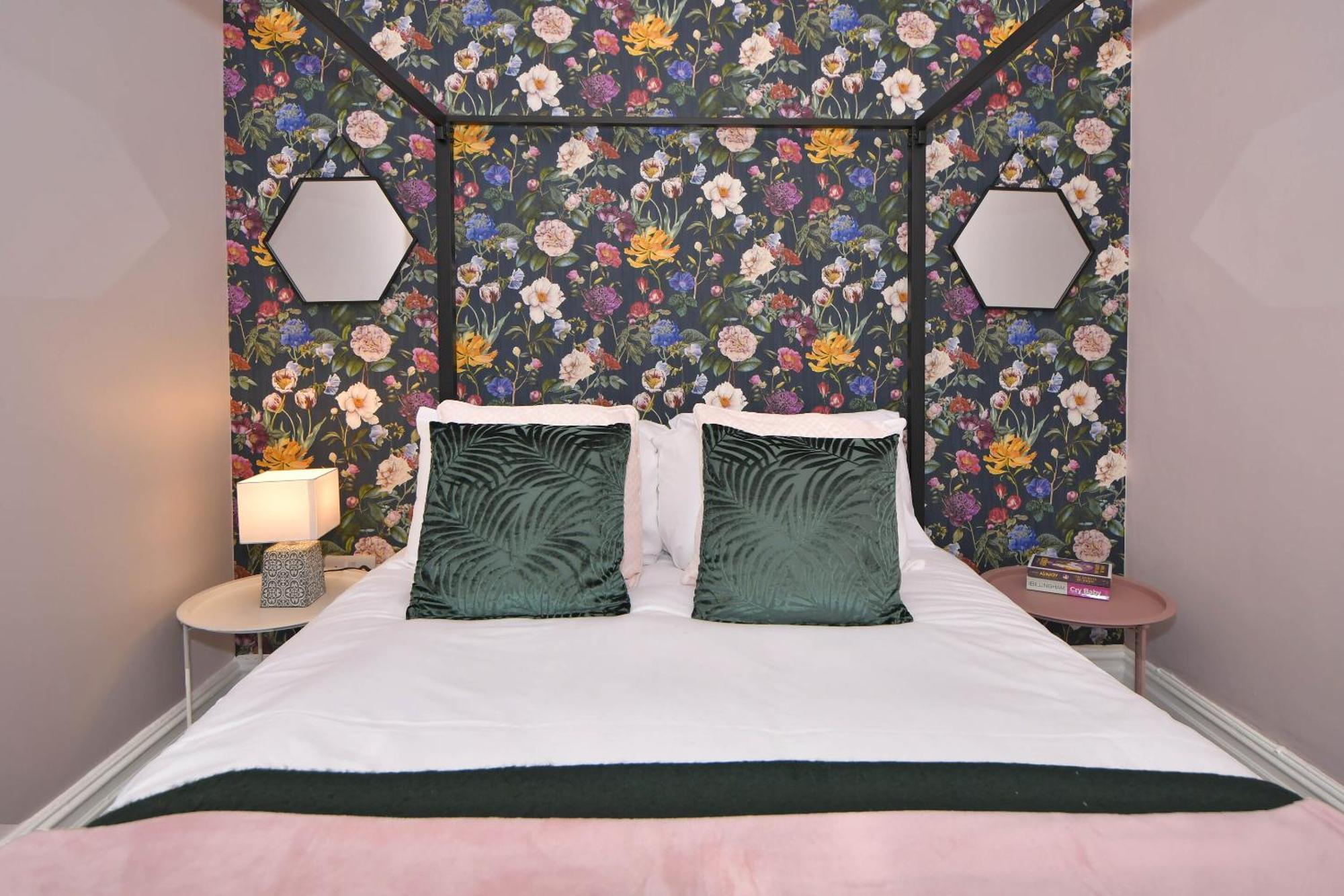 One Battison - Affordable Rooms, Suites & Studios In Stoke On Trent Ngoại thất bức ảnh